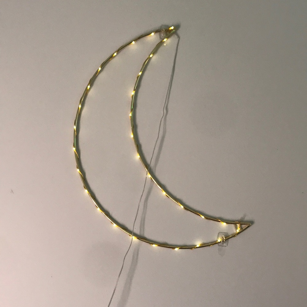 URBAN OUTFITTERS HANGING LIGHT STRUCTURE
